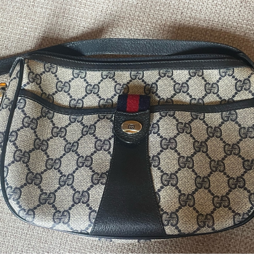 Vintage Gucci shoulder bag  c.1980